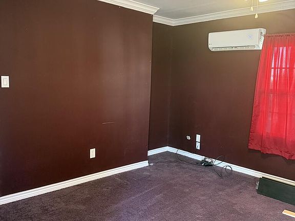 3rd image of 416 S Plum St