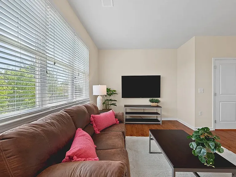 1600 Wards Ferry Rd #1001 — Photo 4