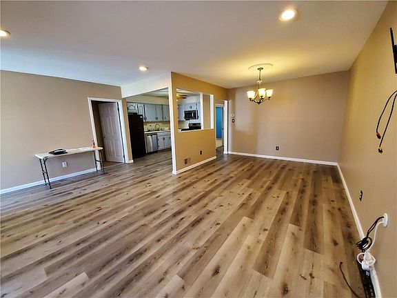4th image of 37A Jennifer Pl