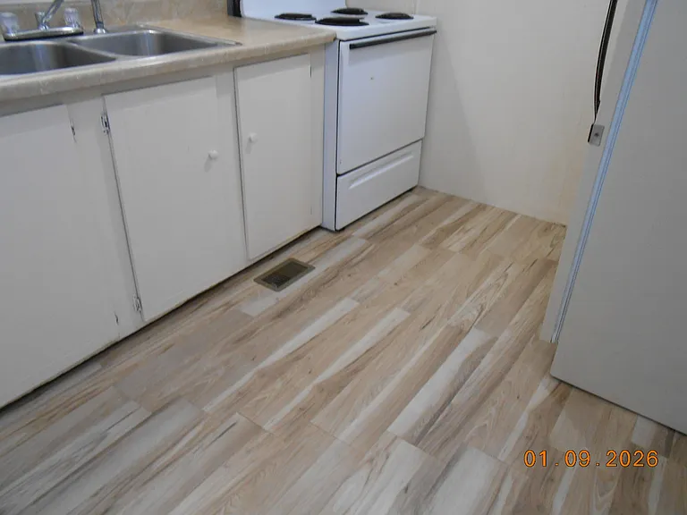 430 N C St #9 — Photo 32