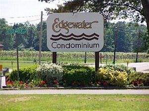 1st image of 804 Edgewater Dr