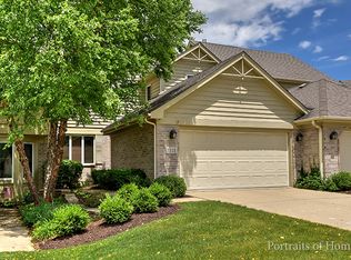 2222 Tamarack Dr, Downers Grove, IL 60515