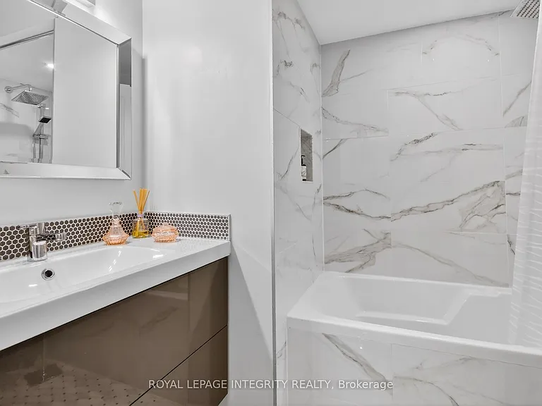 199 Kent St #1702 — Photo 25