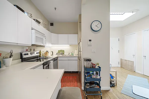 Rented by Corcoran | media 19