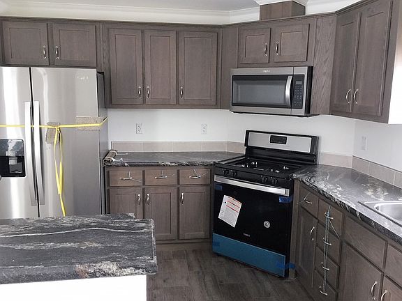 Kitchen - Island, Stainless Appliances