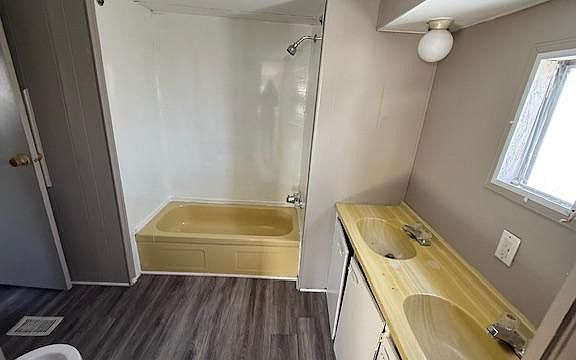 3rd image of 1216 S Bloomington St #1648