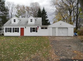 1010 Circle Dr, Schenectady, NY 12303