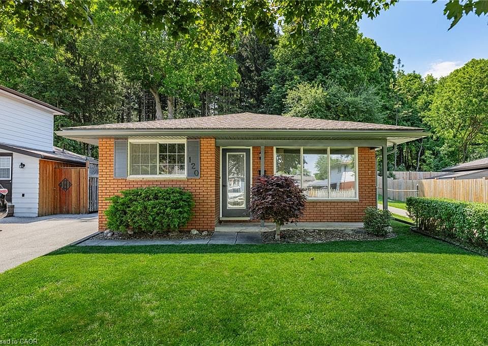 1st image of 120 Arrowhead Cres