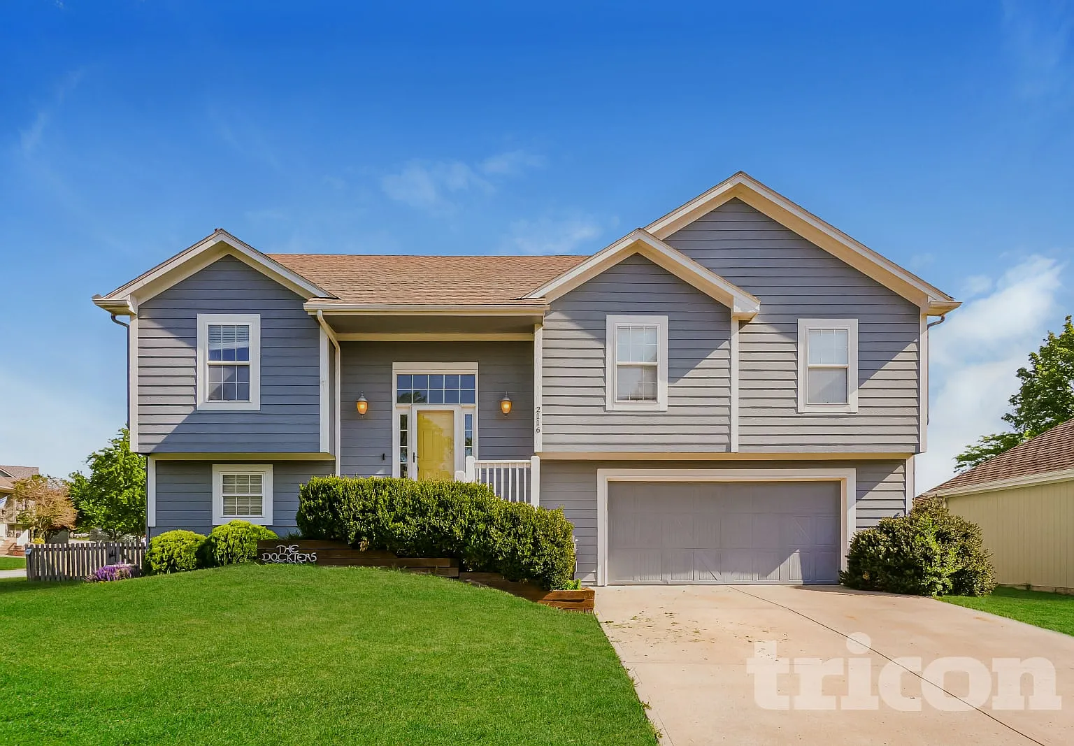 2116 SW Chase Drive Lee'S Summit MO — Photo 1