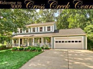3009 Cross Creek Ct, Herndon, VA 20171