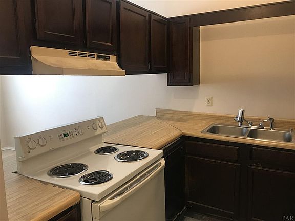 4th image of 420 Massachusetts Ave APT B