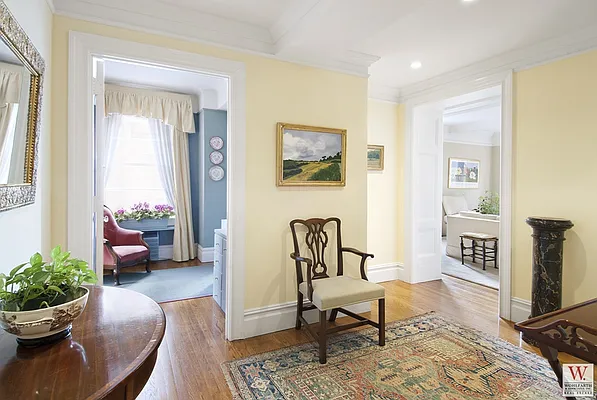 Sold by Wohlfarth & Associates Inc | media 17