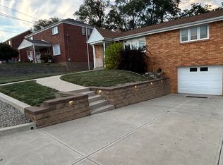 3511 Willett Rd, Pittsburgh, PA 15227