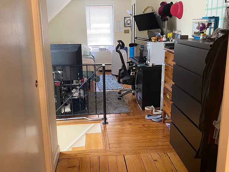10 Adams Ter #10 — Photo 7