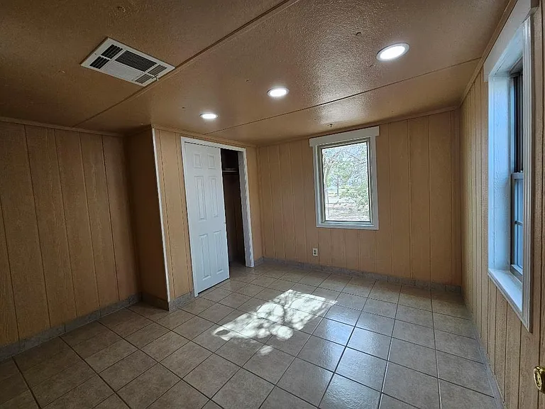 10900 Staci Dr #B — Photo 8