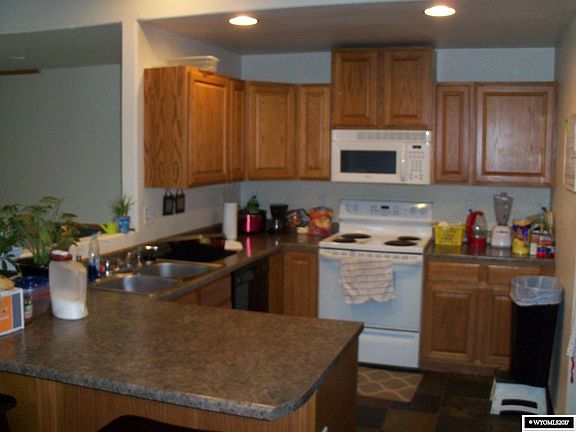 2nd image of 832 Blue Sage Way