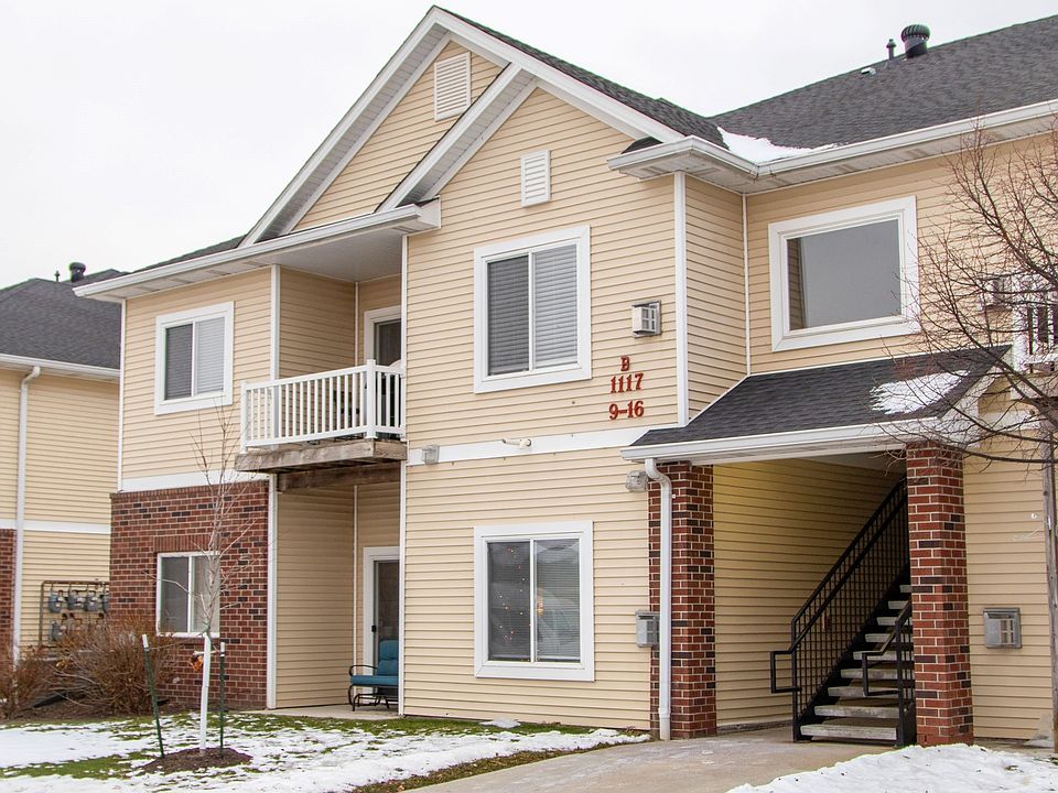 1st image of 1117 NE 5th Ln Unit 15