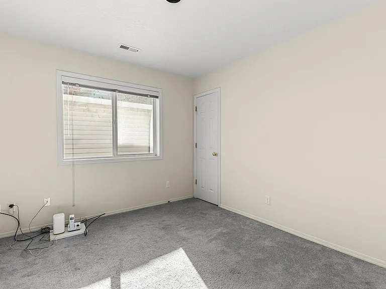 15183 NW Nightshade Dr — Photo 16