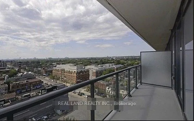 297 College St #1110 — Photo 3