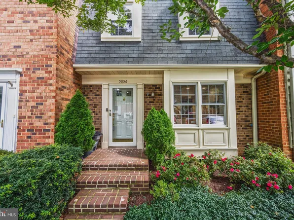 5056 Head Ct, Fairfax, VA 22032