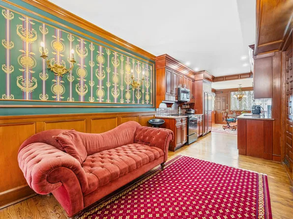 3821 Avenue S image 10 of 42