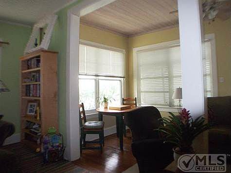 4th image of 137 Greenwood Dr