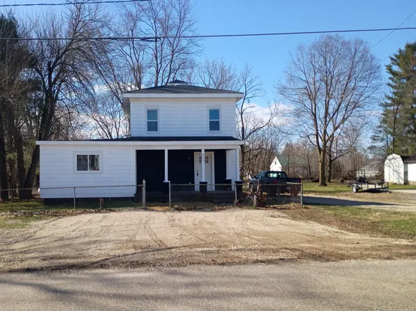 203 E Commercial St, Norvell, MI 49263