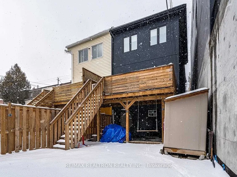 1319 Gerrard St E #LOWER — Photo 22