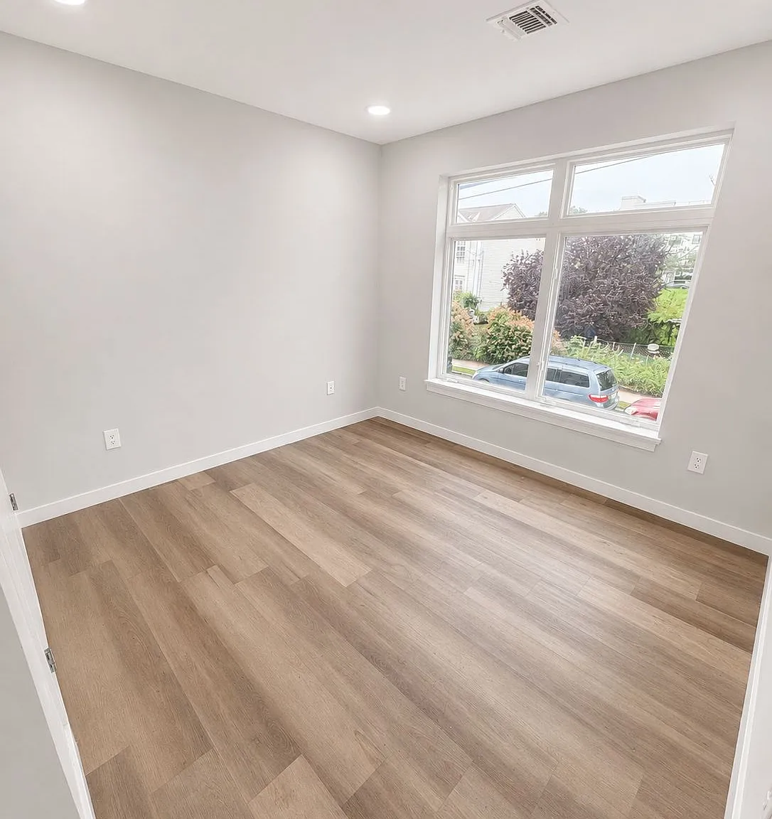 1 bed, $1,718 — Photo 4
