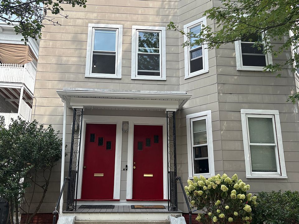 1st image of 4 Adams St #2