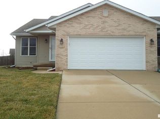 2407 Knoxville Dr, Springfield, IL 62711