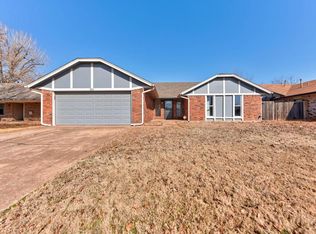1011 W Gemini Rd, Edmond, OK 73003