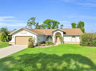 18202 Maple Rd, Fort Myers, FL 33967