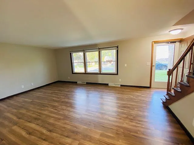 2710 Regina St — Photo 5