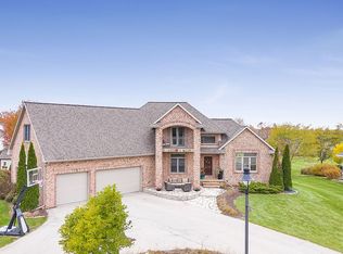 3986 Three Penny Ct, De Pere, WI 54115