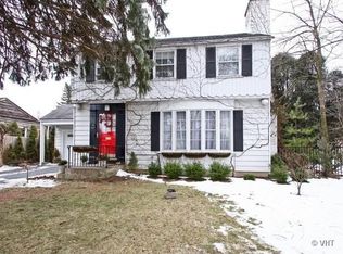 2515 Lake Ave, Wilmette, IL