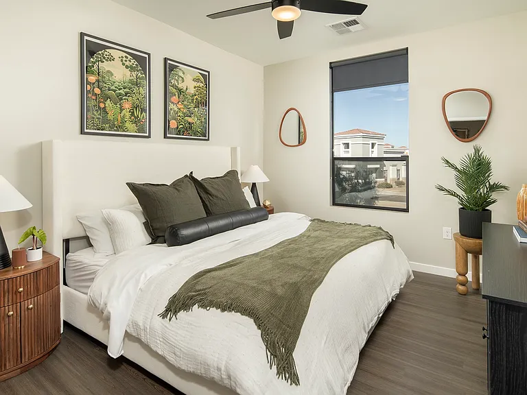 Huxley Scottsdale — Photo 21