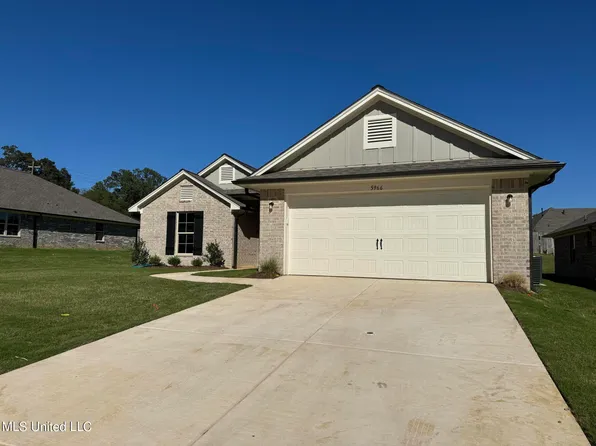5956 Uselton Dr, Southaven, MS 38672