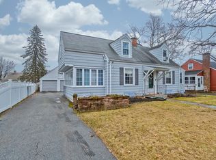 61 Harmon Ave, Springfield, MA 01118