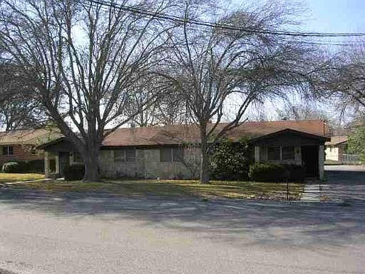 1st image of 1480/1484 GARDENIA DR
