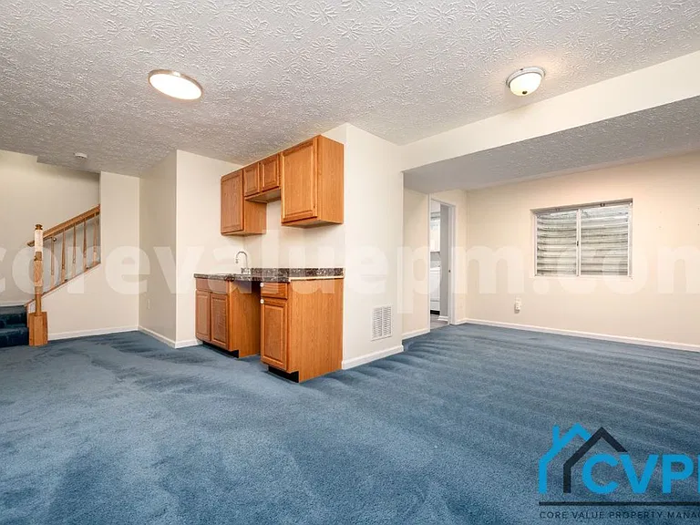 1321 Treasure Dr — Photo 24