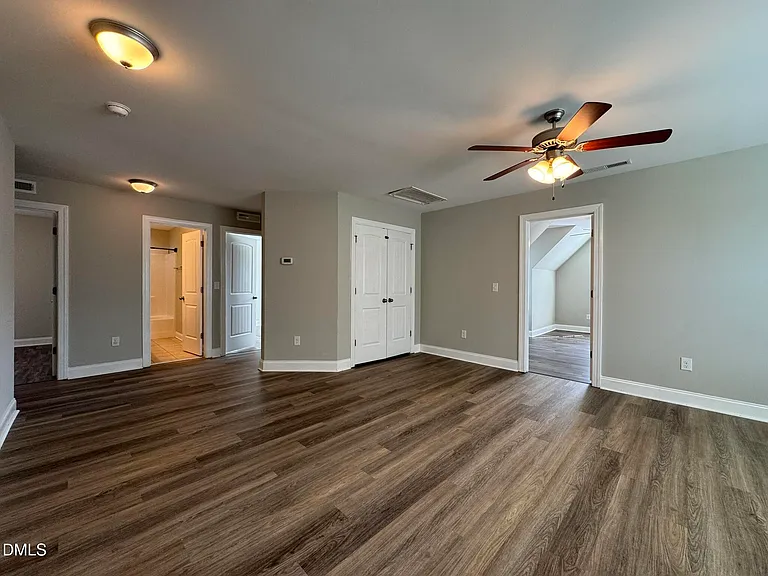 528 Walker Ranch Dr — Photo 17