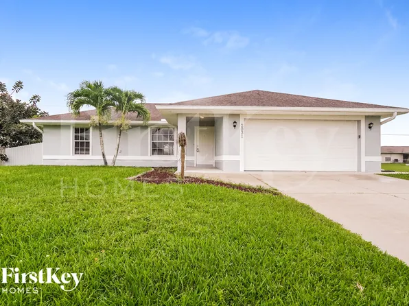 2031 NE 9th Pl, Cape Coral, FL 33909