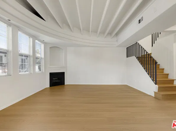 14061 Milbank St APT 8, Sherman Oaks, CA 91423
