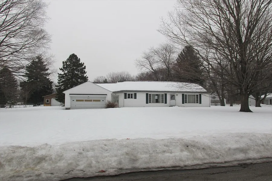 6965 Roosevelt Dr photo 1