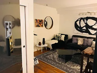 Rented by Roberto Guilbet, LREB