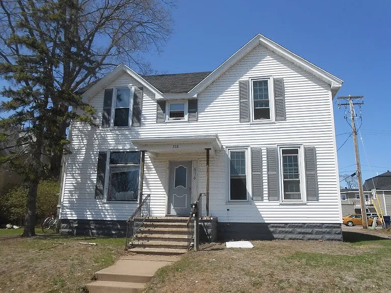 516 Hudson St — Photo 2