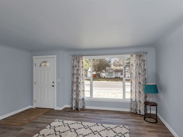 5403 N Ash St, Spokane, WA 99205