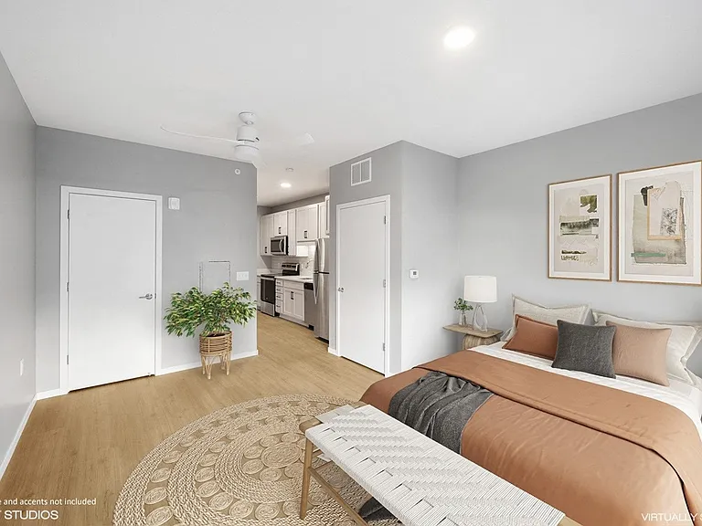 Lago Apartments — Photo 33