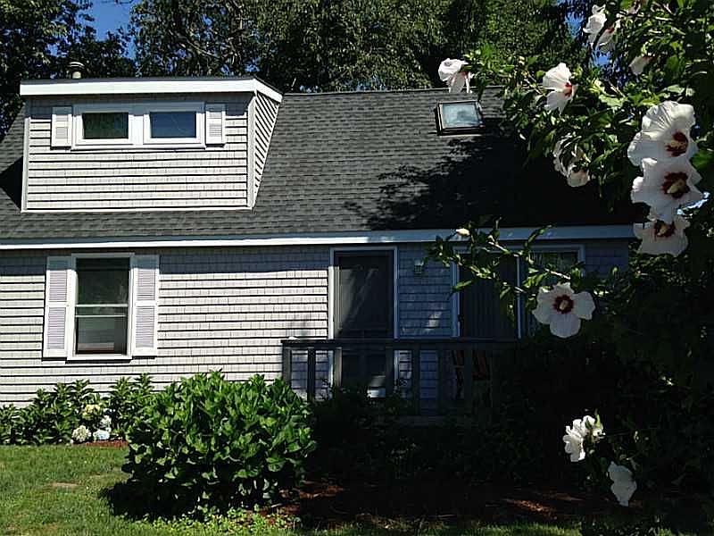2nd image of 52 Treasure Rd
